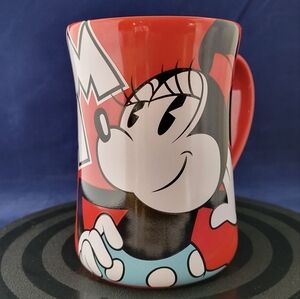 Disney Store Red Minnie Mouse Mug/Cup/Memorabilia All Occasion Shop Disney